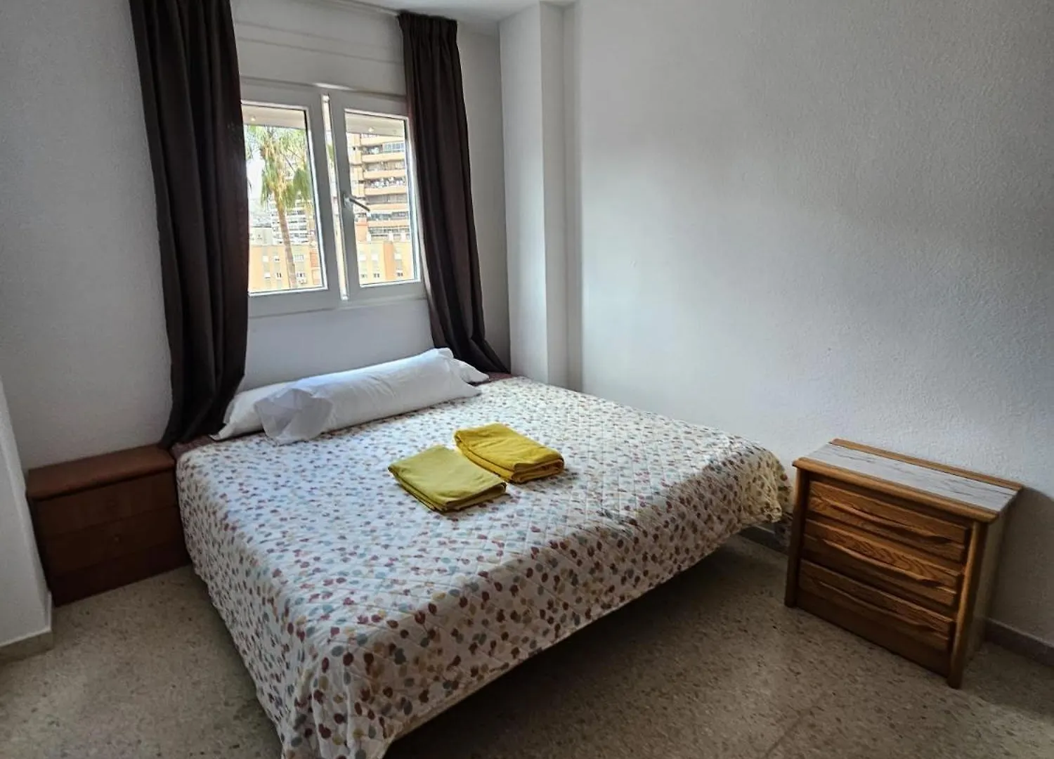 Preciosa Habitacion Centro Malaga Enfrente El Corte Ingles Estacion De Tren Y Metro La Mejor Zona De Malaga Casco Antiguo 0*,  Ισπανία