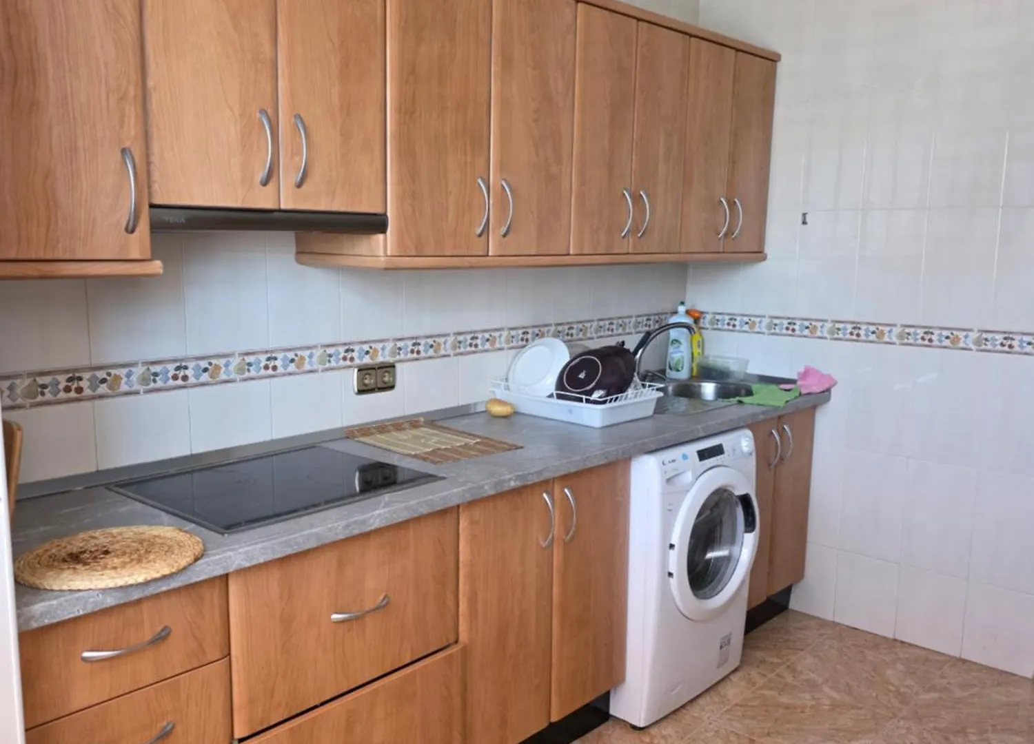 Preciosa Habitacion Centro Malaga Enfrente El Corte Ingles Estacion De Tren Y Metro La Mejor Zona De Malaga Casco Antiguo 0*,  Ισπανία